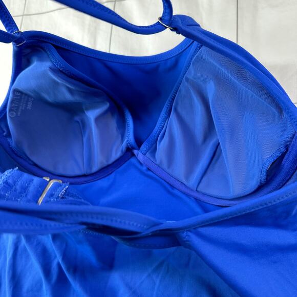 Athleta Swim Top Womens 36 B/C Blue Cross Back Tankini Underwire Beach Active - Picture 6 of 8